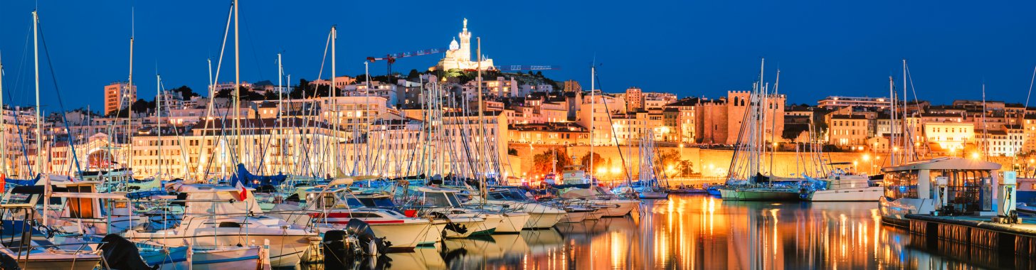 Marseille bei Nacht