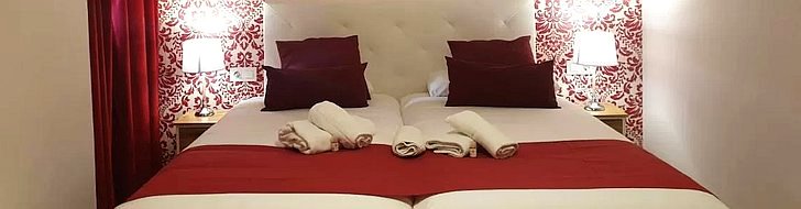 Sevilla,  Hotel Doña Lola